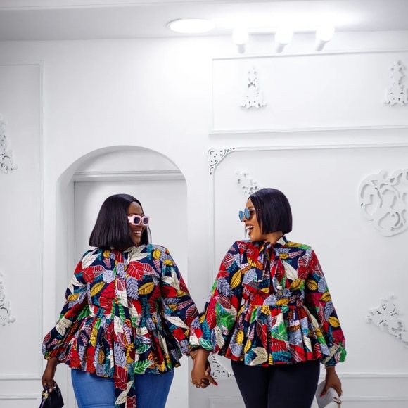 Leaf-Print Tie-Neck Blouse in Multicolor - Picture 5 of 9